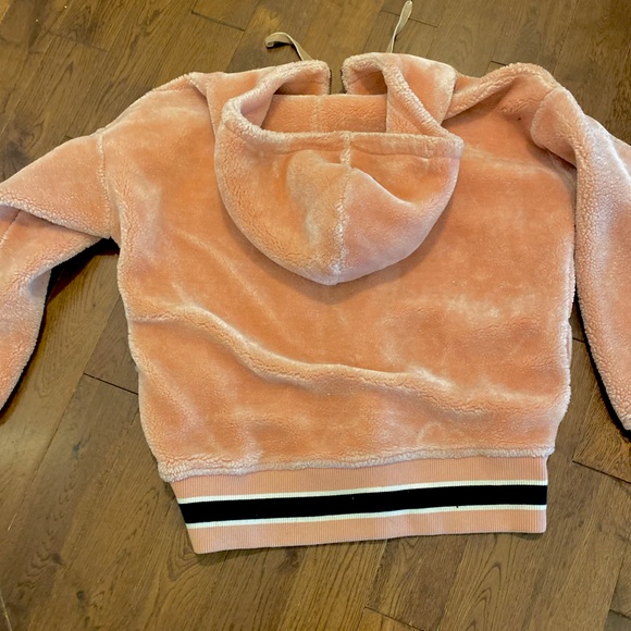 UGG Pink sweater - Picture 2 of 3